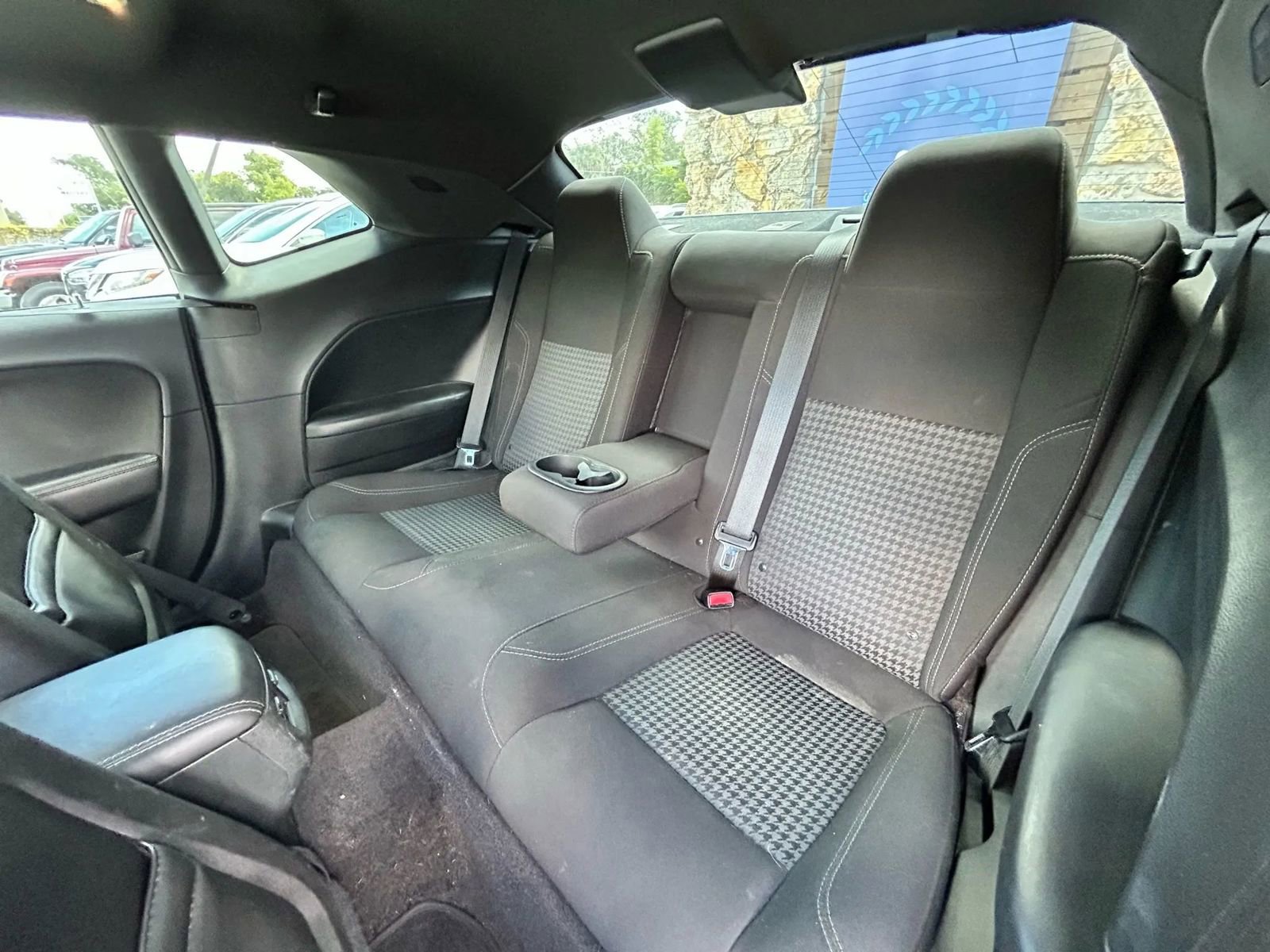 Used 2018 Dodge Challenger SXT w/ Blacktop Package image 10