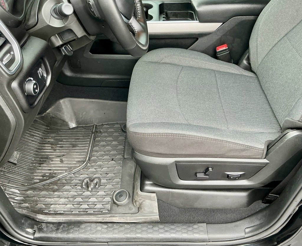 Used 2024 RAM 3500 Big Horn w/ Night Edition image 41