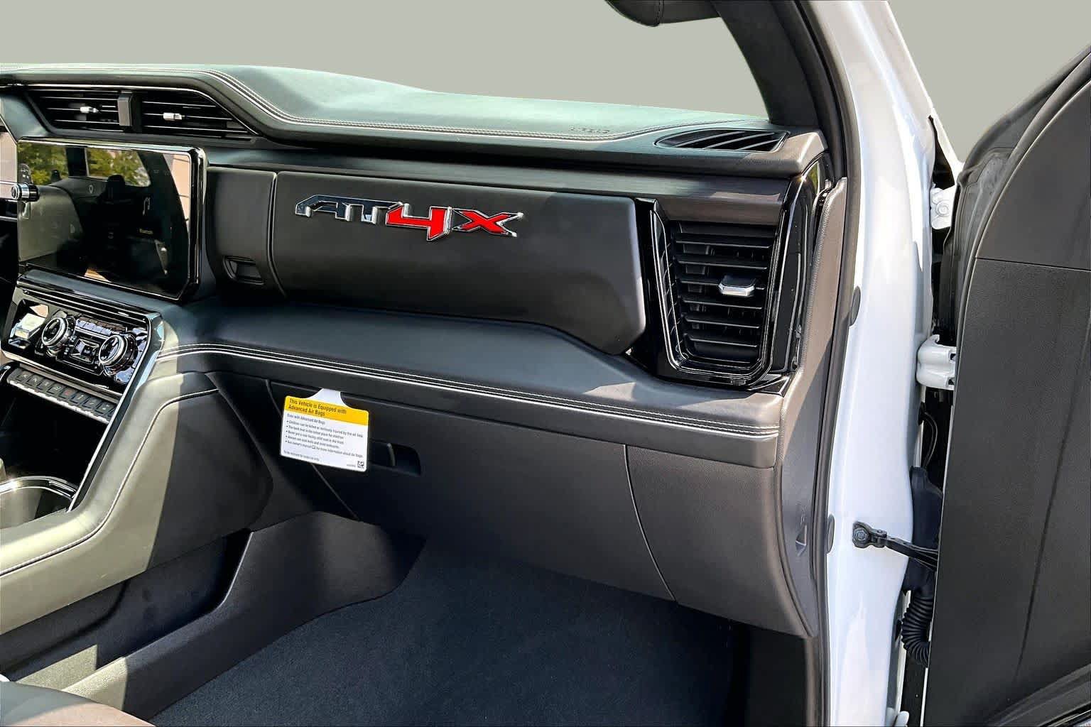 Used 2025 GMC Sierra 1500 AT4X AWD/4WD image 18