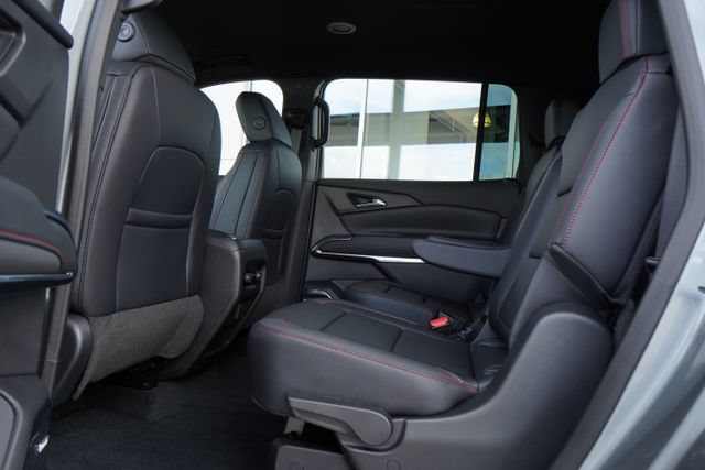 New 2026 Chevrolet Traverse Z71 w/ Enhanced Driving Package AWD/4WD image 28