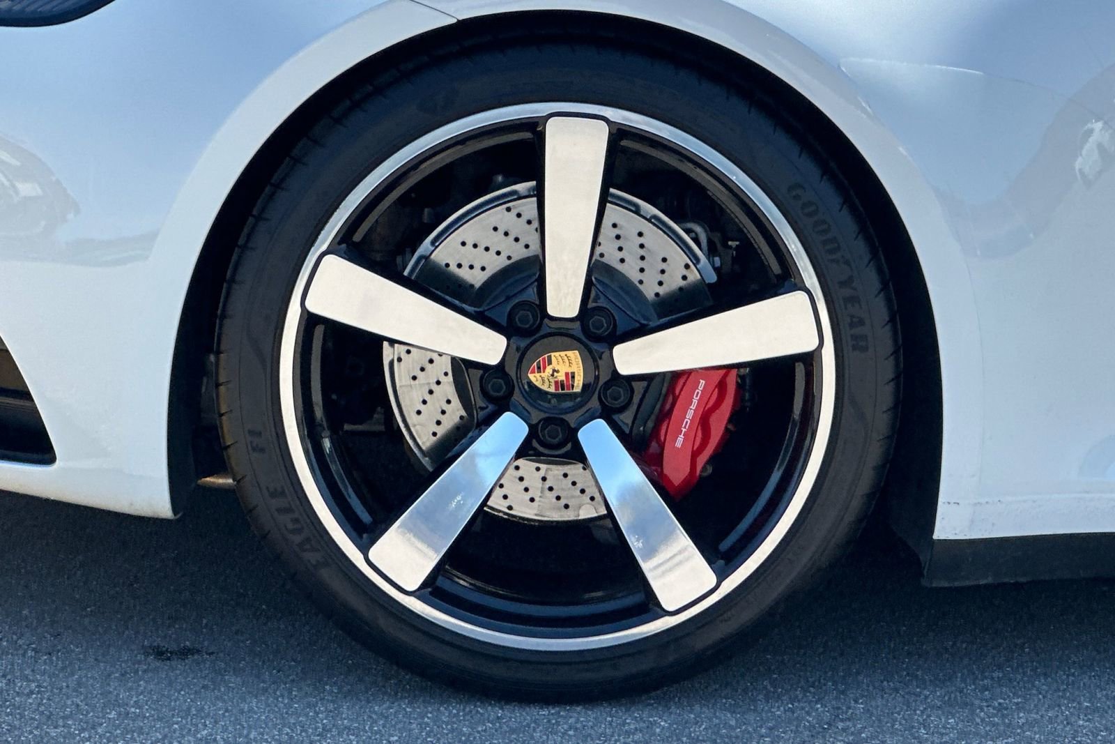 Certified 2024 Porsche 911 Carrera S RWD image 42