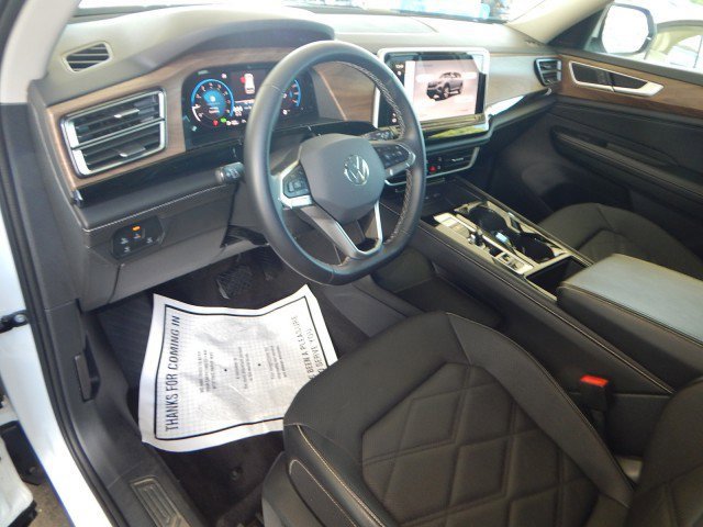 Used 2024 Volkswagen Atlas SE image 15