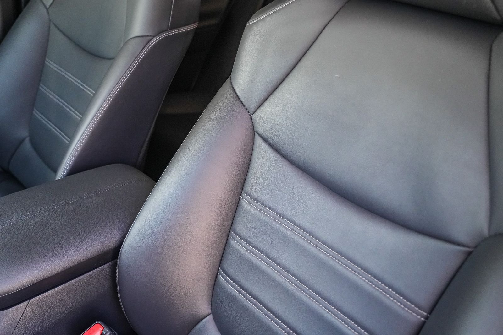 Certified 2025 Toyota RAV4 XLE Premium AWD/4WD image 25