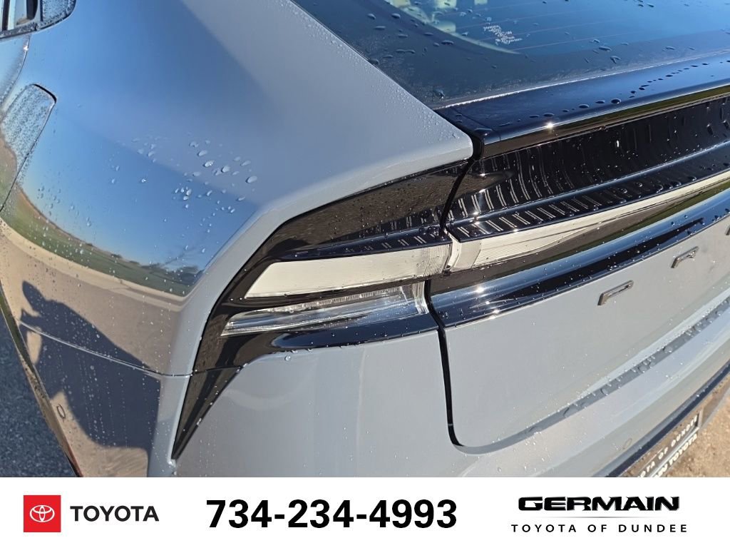 New 2026 Toyota Prius Plug-In Hybrid FWD image 19