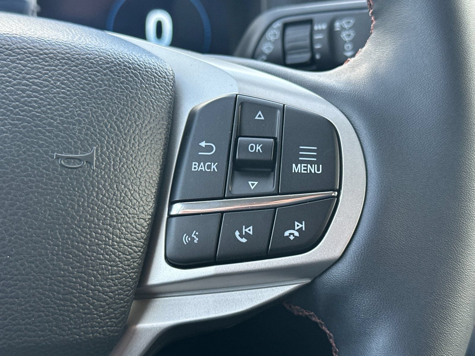 New 2026 Ford Explorer Active w/ Active Comfort Package RWD image 33