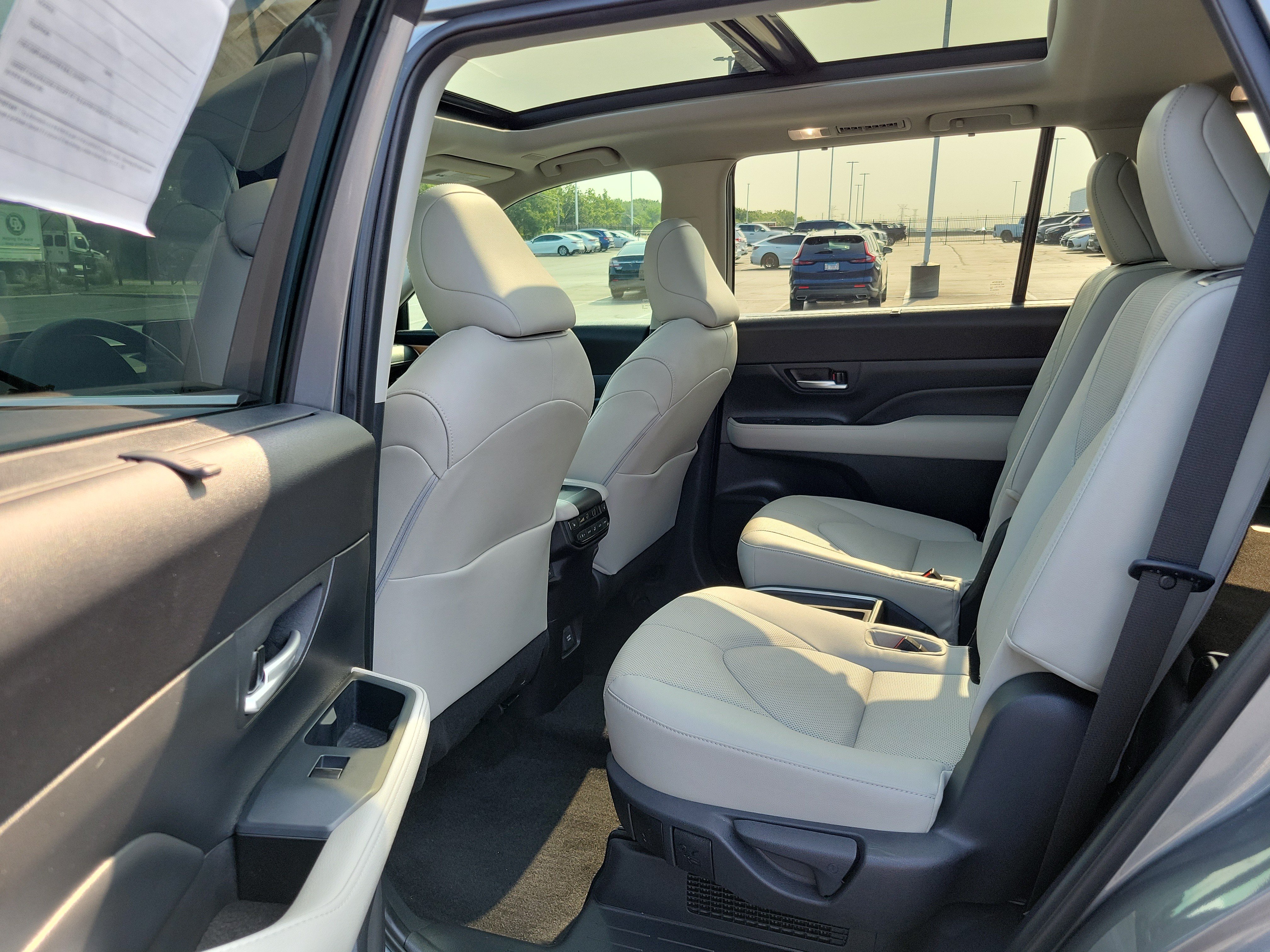Certified 2025 Toyota Grand Highlander AWD Hybrid image 14