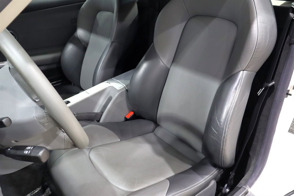 Used 2004 Chrysler Crossfire Coupe RWD image 19