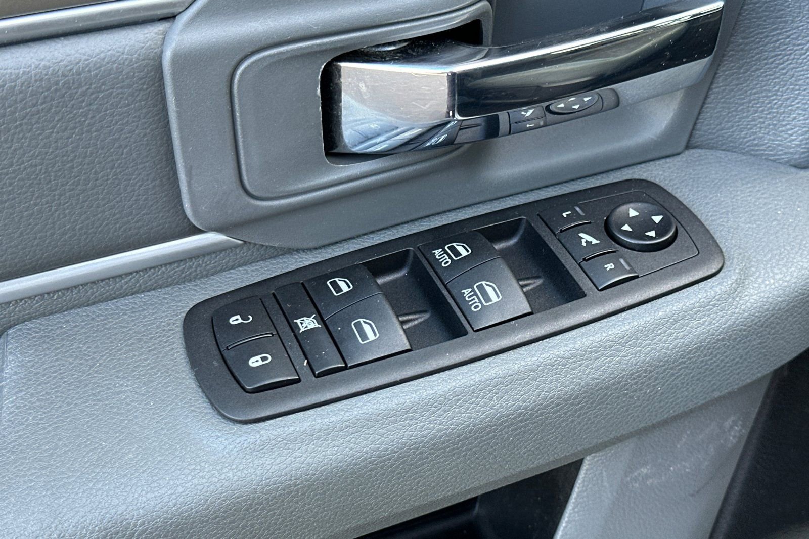 Used 2018 RAM 1500 Big Horn image 11