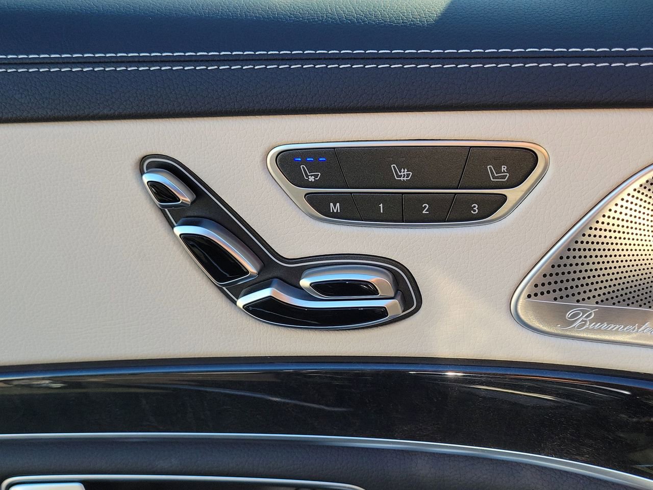 Used 2019 Mercedes-Benz S 560 Sedan image 26