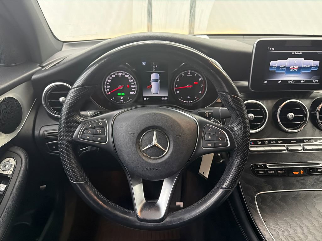 Used 2019 Mercedes-Benz GLC 300 w/ Premium Package image 25