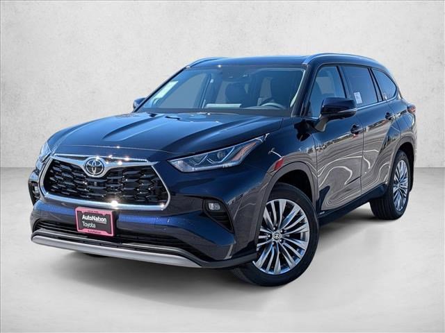 New 2026 Toyota Highlander Platinum