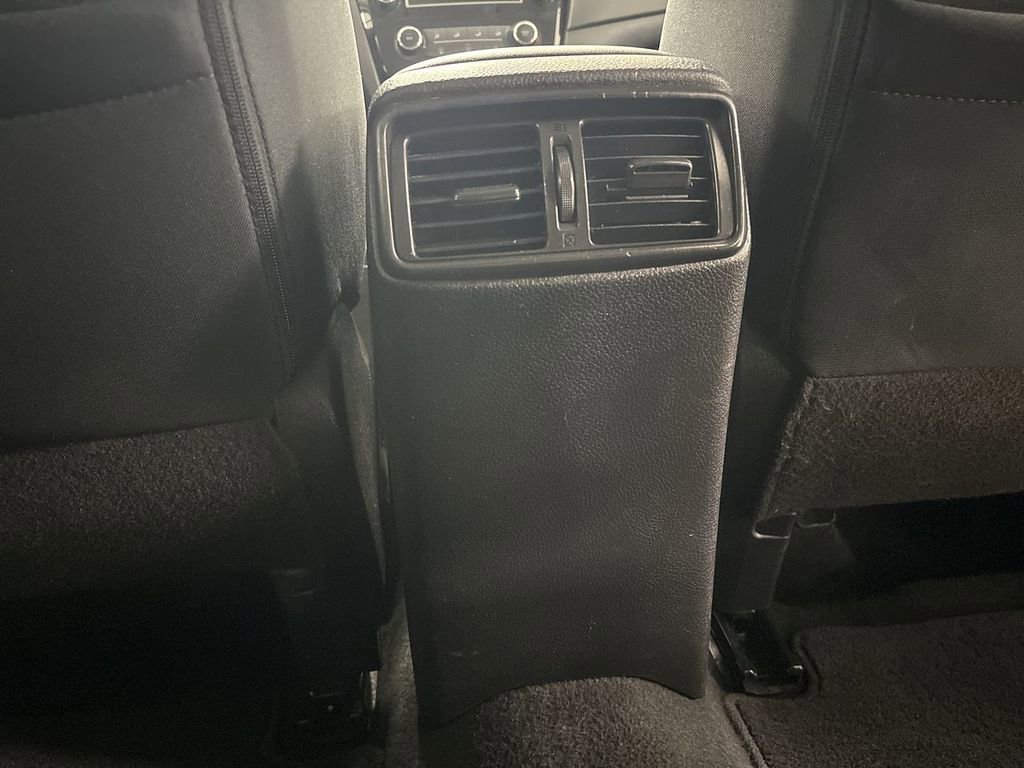 Used 2019 Nissan Rogue SV image 23