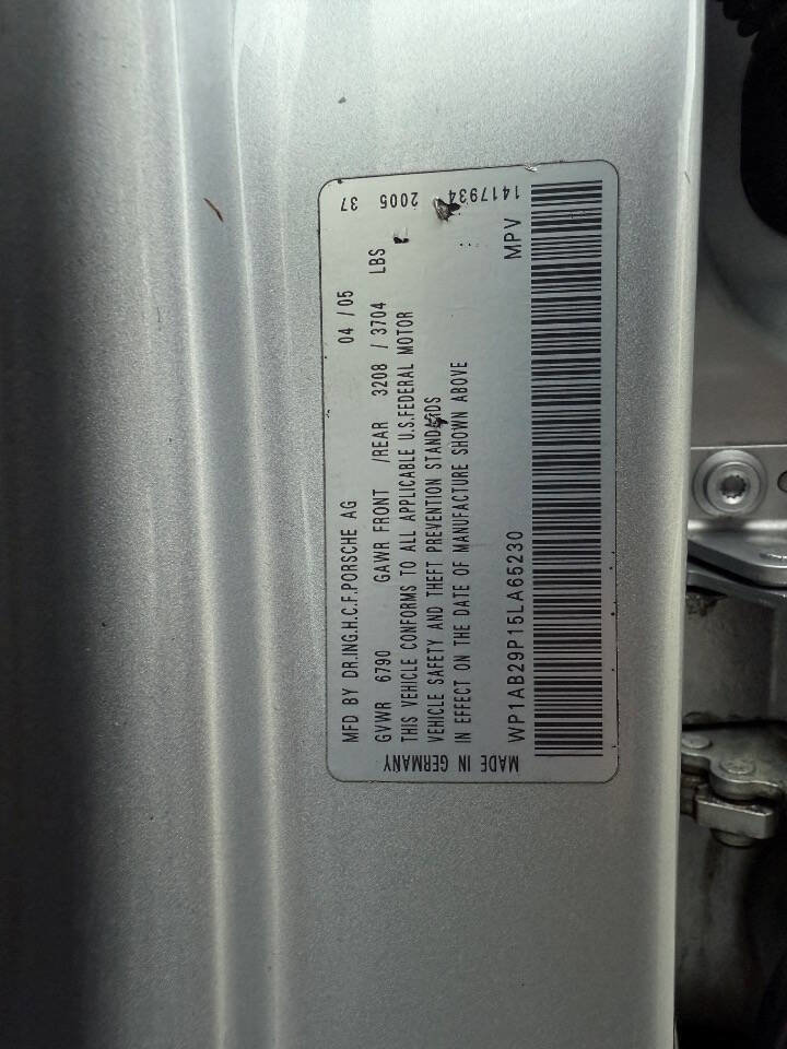 Used 2005 Porsche Cayenne S image 31