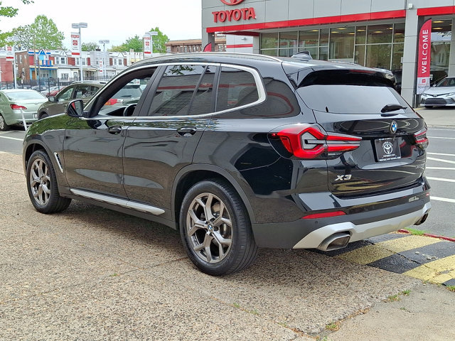 Used 2022 BMW X3 xDrive30i w/ Premium Package 2 (ZPA) AWD/4WD image 4
