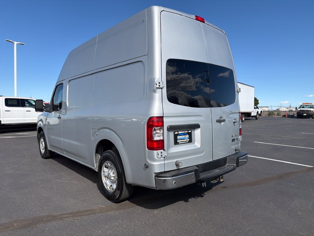Used 2014 Nissan NV 3500 SV w/ Technology Package RWD image 5