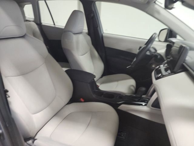 Used 2024 Toyota Corolla Cross L image 15