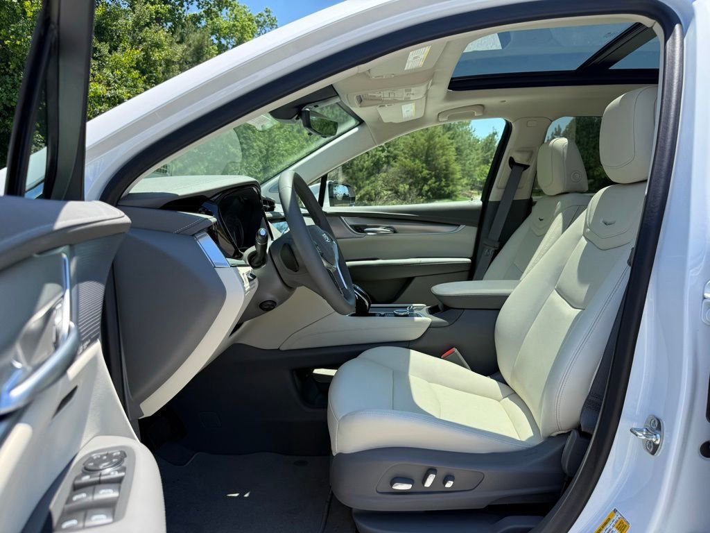 New 2026 Cadillac XT5 Premium Luxury FWD image 19