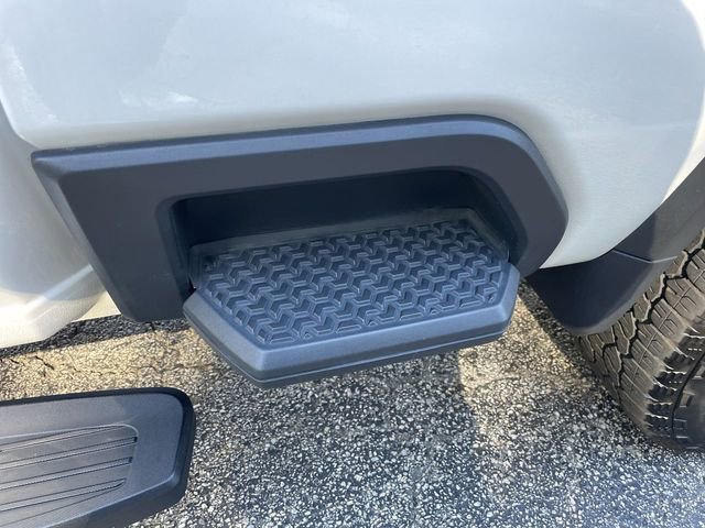 Used 2022 Chevrolet Silverado 2500 High Country w/ Technology Package image 31