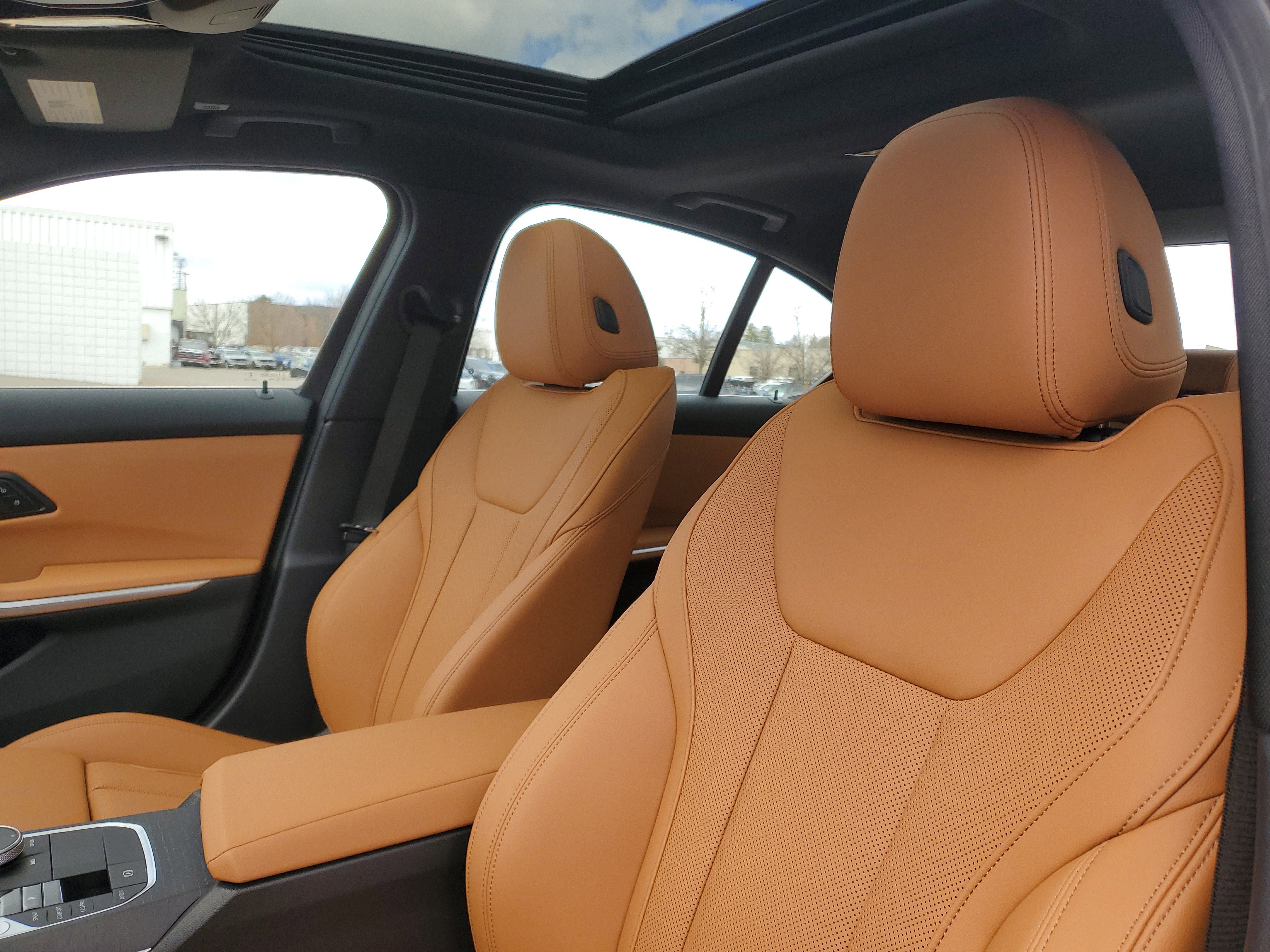 New 2026 BMW 330i xDrive Sedan w/ Premium Package image 7