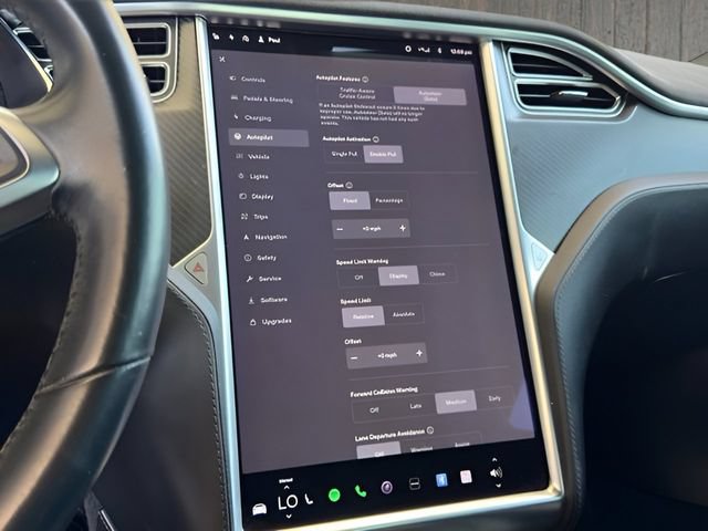 Used 2016 Tesla Model S 60 RWD image 25