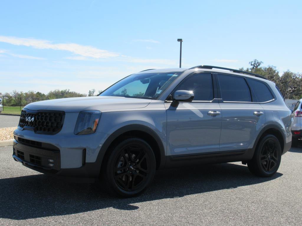 Used 2024 Kia Telluride SX Prestige X-Line image 3