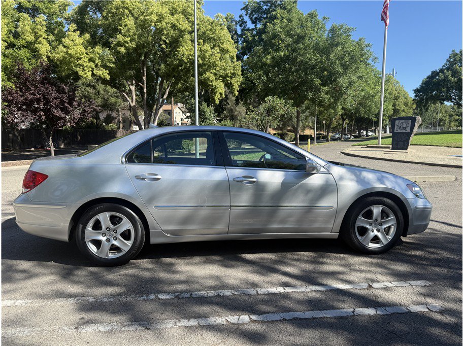 Used 2005 Acura RL AWD/4WD image 6