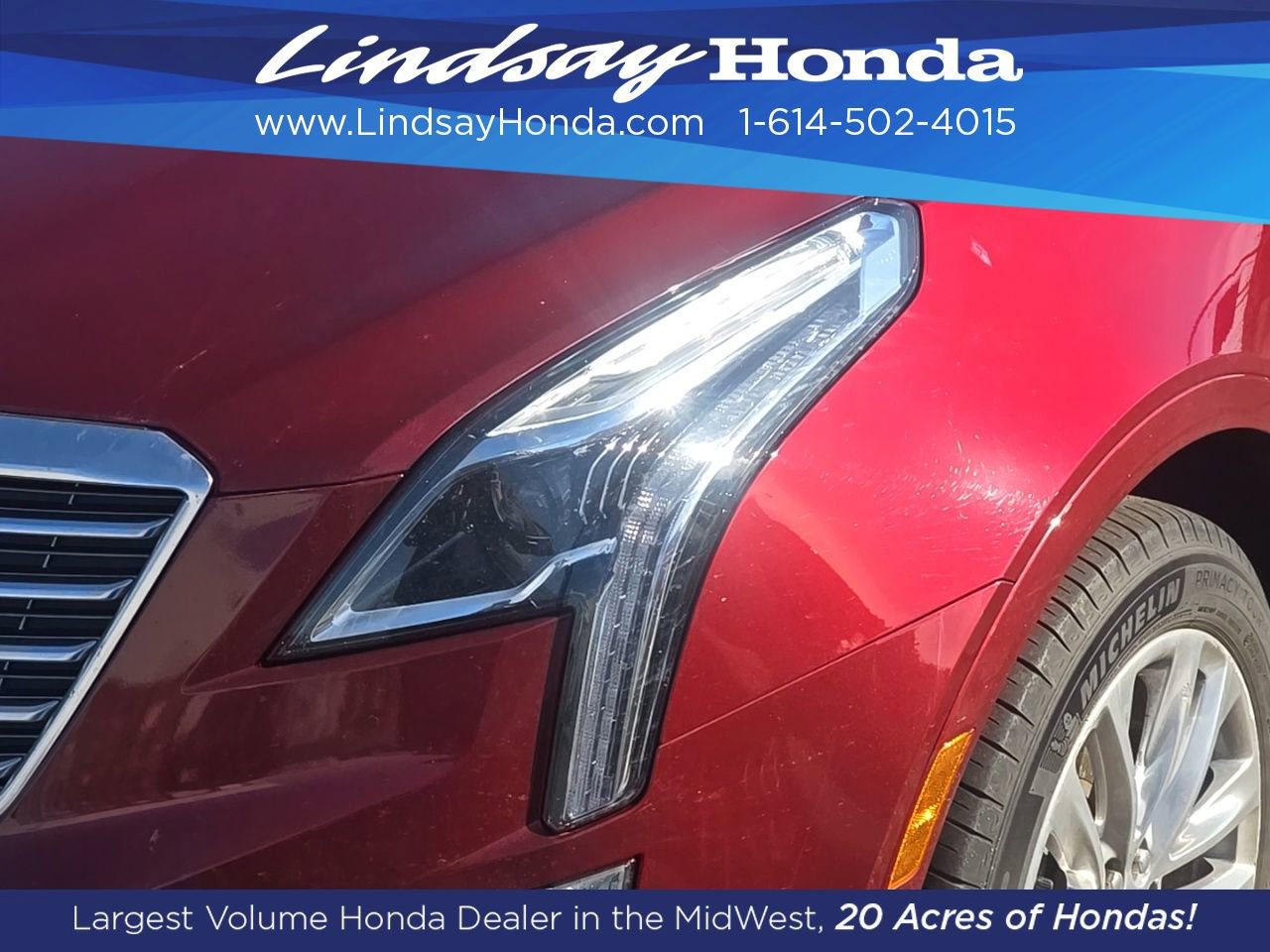 Used 2018 Cadillac XT5 Platinum w/ Driver Assist Package image 2