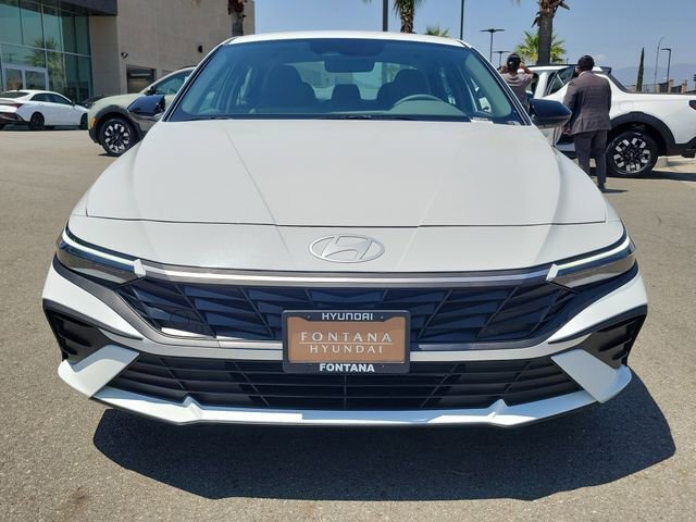 New 2026 Hyundai Elantra Sport FWD image 30