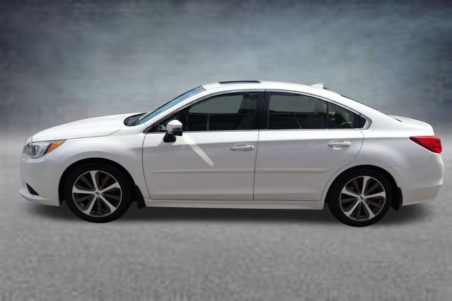 Used 2017 Subaru Legacy 2.5i Limited AWD/4WD image 4