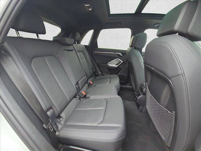 Used 2025 Audi Q3 2.0T Premium AWD/4WD image 21