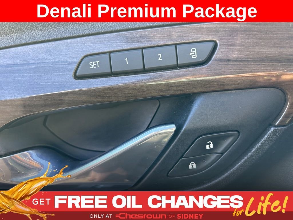 Used 2020 GMC Terrain Denali w/ Denali Premium Package image 18