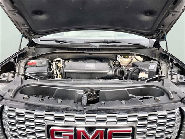 Used 2021 GMC Yukon Denali w/ Denali Premium Package image 33