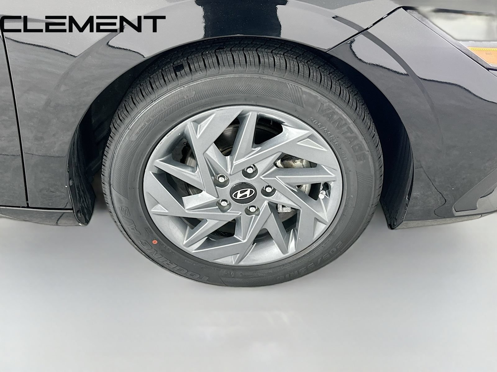 Certified 2024 Hyundai Elantra SEL FWD image 34