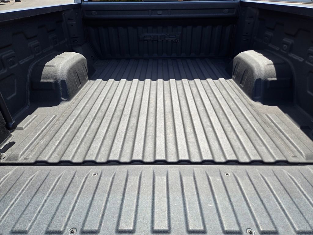 Used 2024 GMC Sierra 1500 AT4 w/ Technology Package AWD/4WD image 14