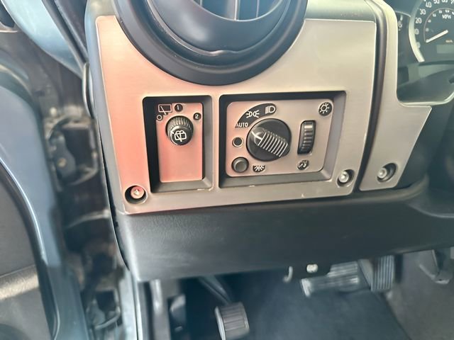 Used 2005 HUMMER H2 w/ Preferred Equipment Group AWD/4WD image 11