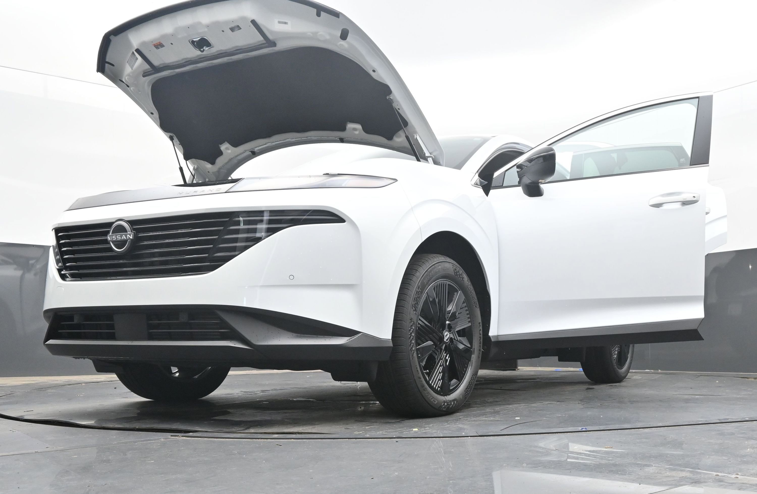 New 2025 Nissan Murano SV image 40