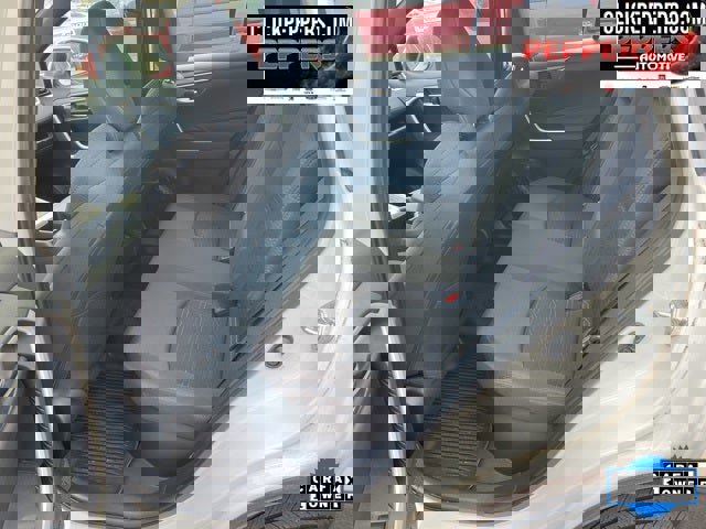 Used 2024 Toyota RAV4 SE w/ Convenience Package image 13