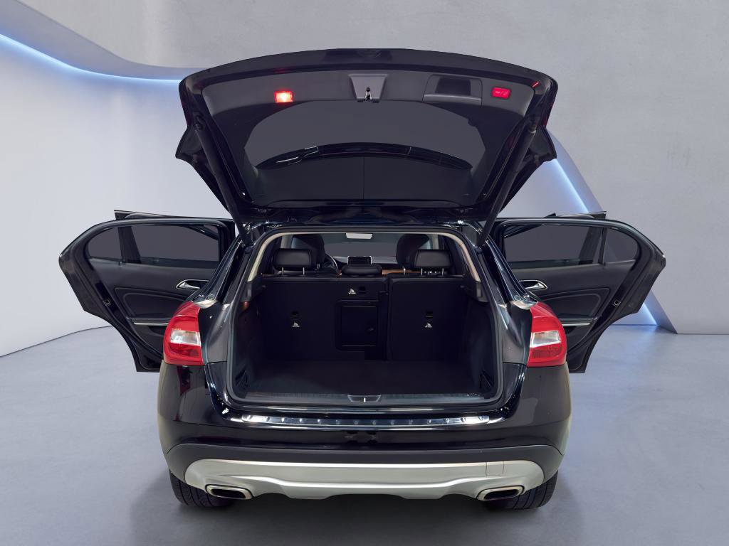 Used 2015 Mercedes-Benz GLA 250 4MATIC image 11