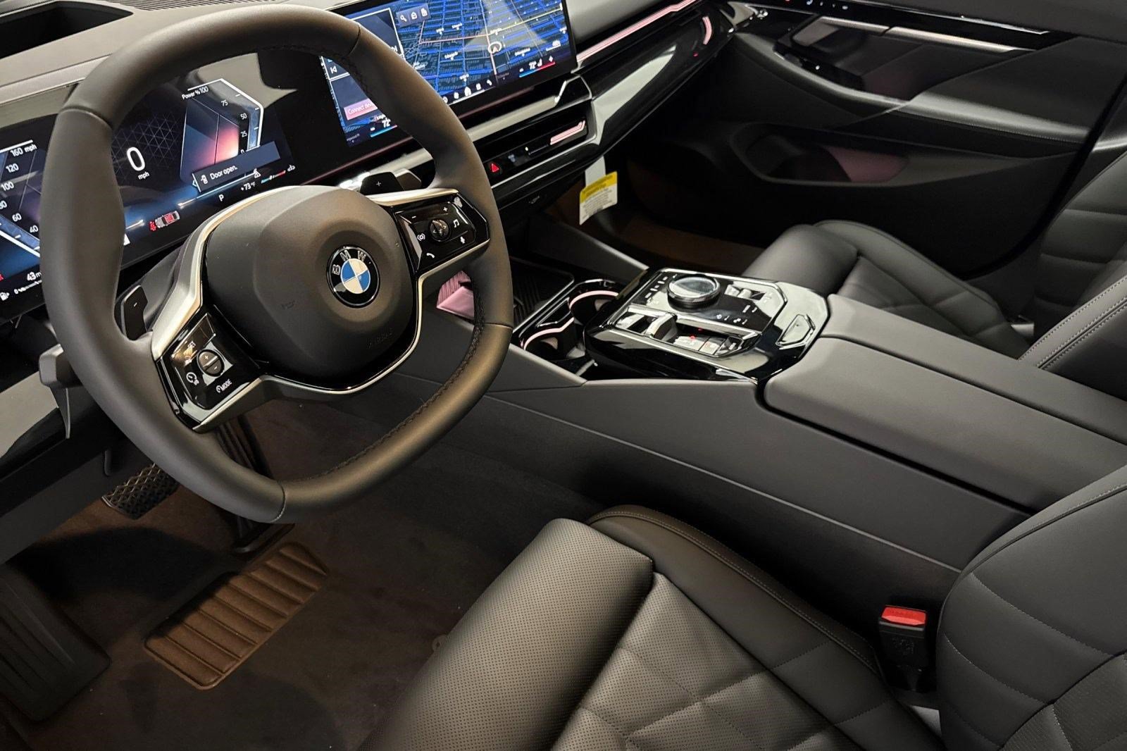 Used 2026 BMW 530i w/ Premium Package RWD image 4