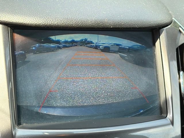 Used 2017 Chevrolet Cruze LT w/ Sun And Sound Package FWD image 27