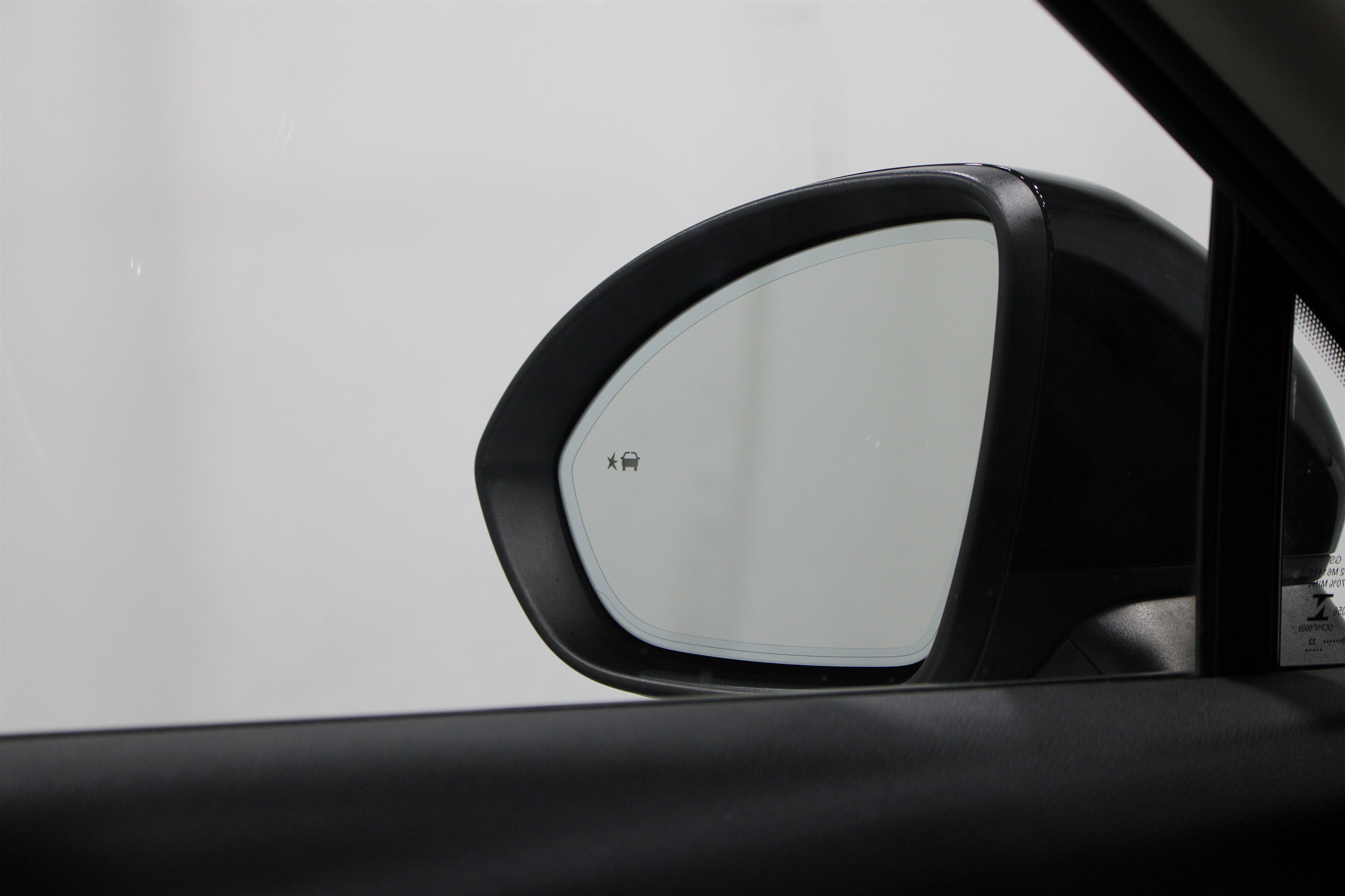 Used 2022 Buick Envision Essence w/ Technology Package II image 27