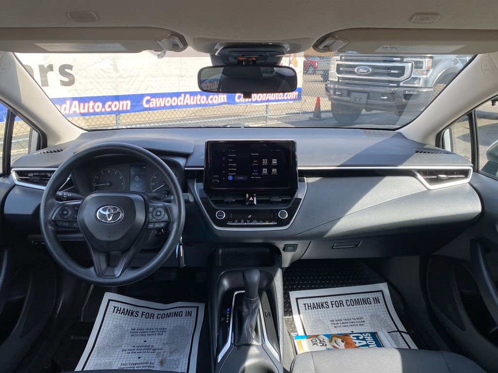 Used 2023 Toyota Corolla LE FWD image 17