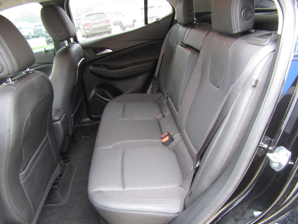 Used 2022 Buick Encore GX Select w/ Sport Touring Package image 13