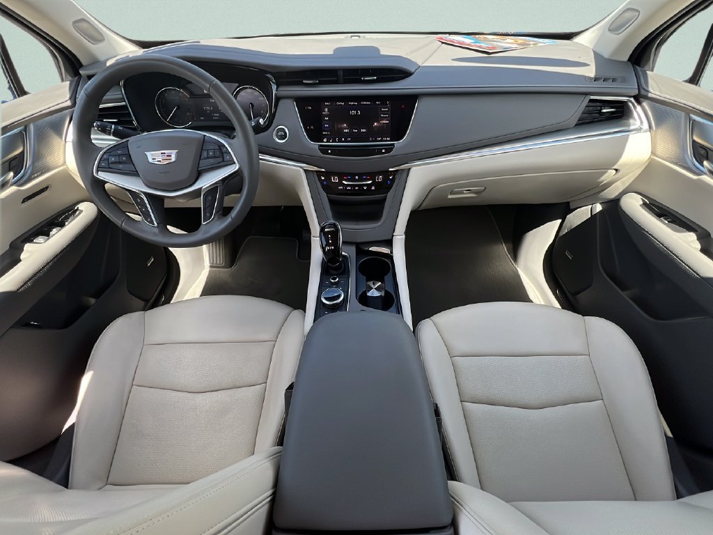 Used 2023 Cadillac XT5 Premium Luxury FWD image 19