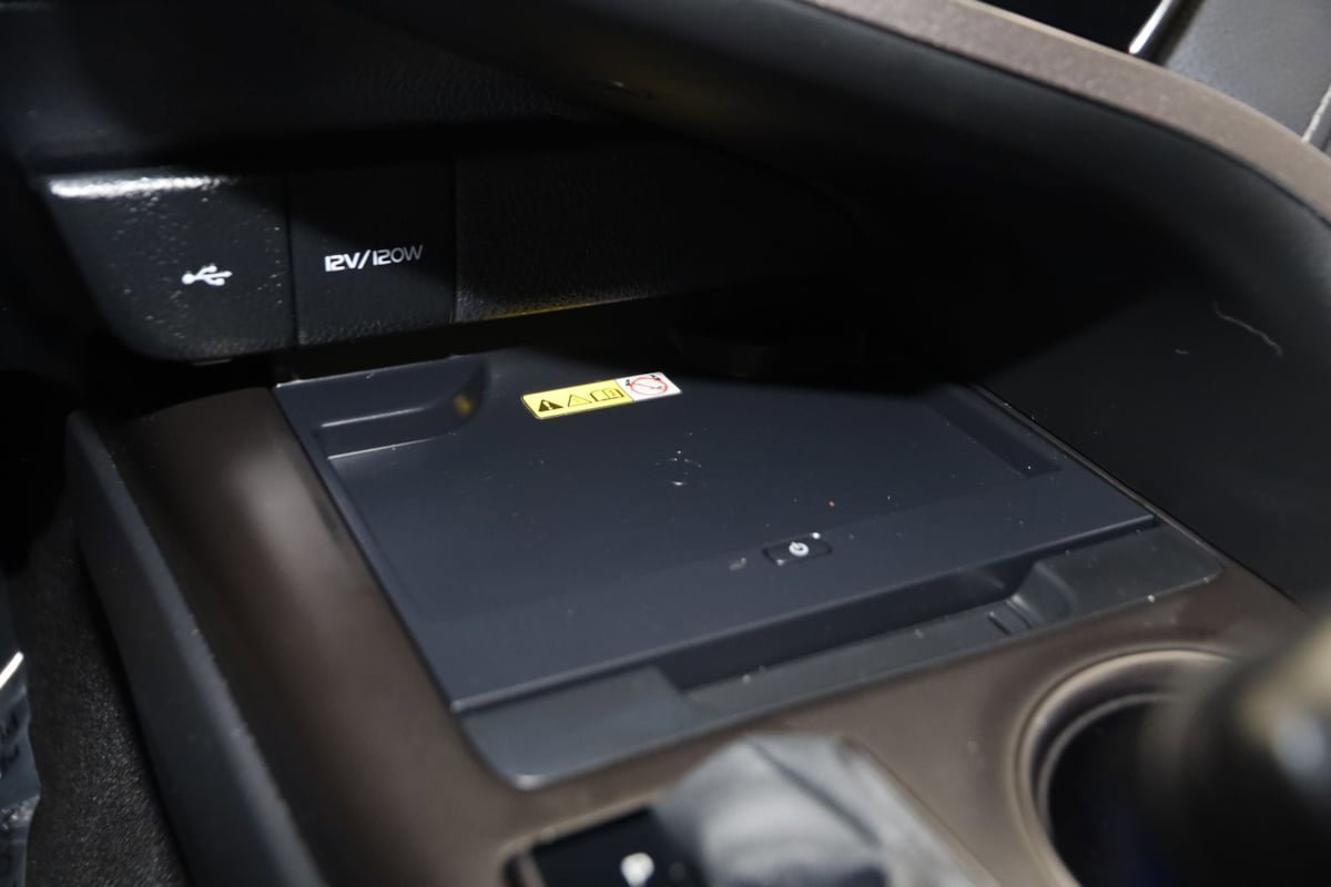 Used 2024 Toyota Camry XSE w/ Navigation Package FWD image 30
