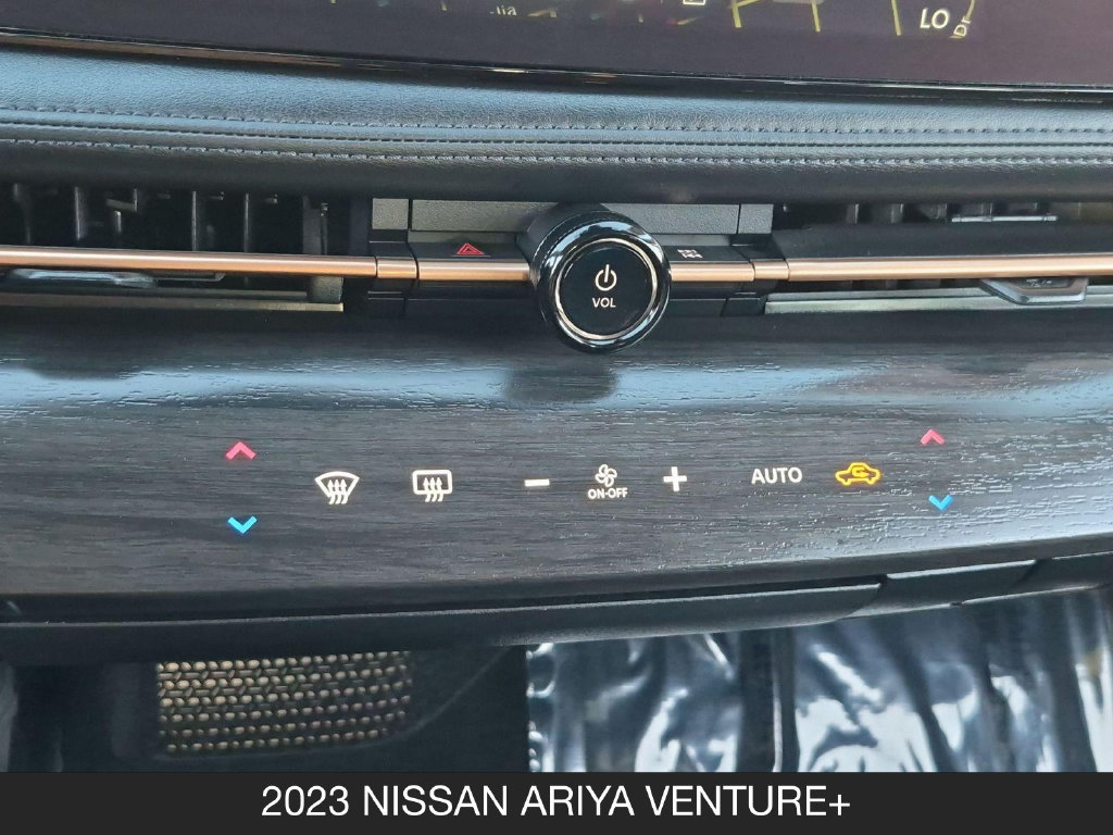 Certified 2023 Nissan Ariya FWD image 23