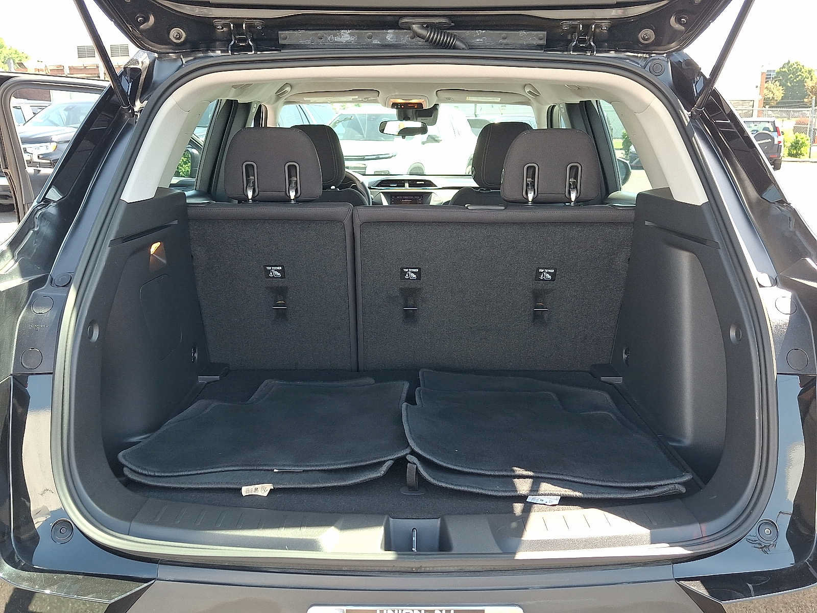 Used 2023 Chevrolet TrailBlazer LS AWD/4WD image 28