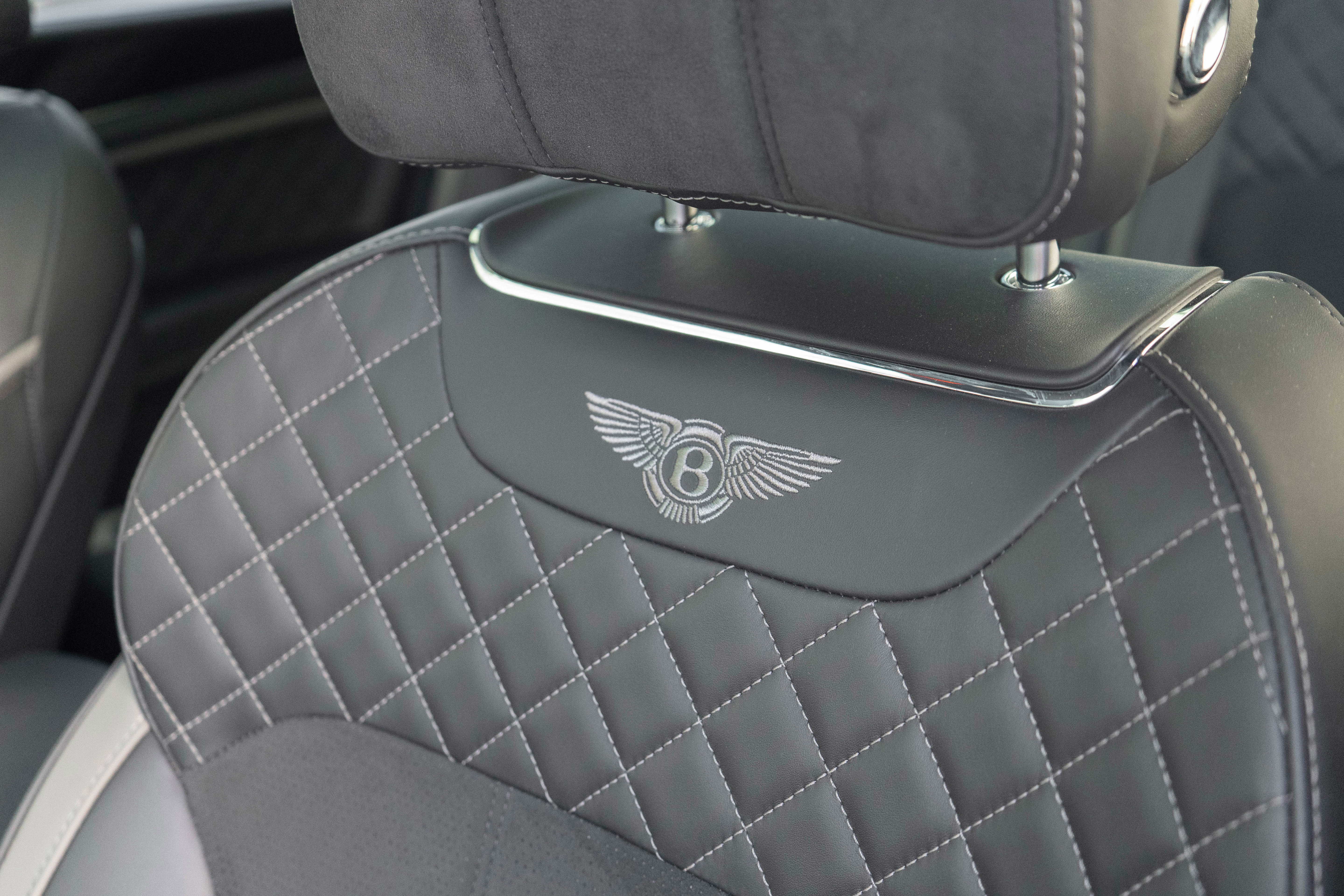 Used 2020 Bentley Bentayga Speed AWD/4WD image 16