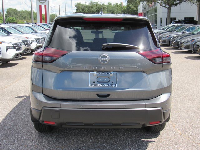 New 2026 Nissan Rogue SV image 4