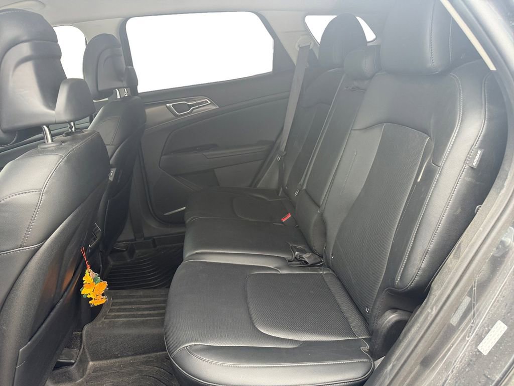 Used 2024 Kia Sportage EX image 13